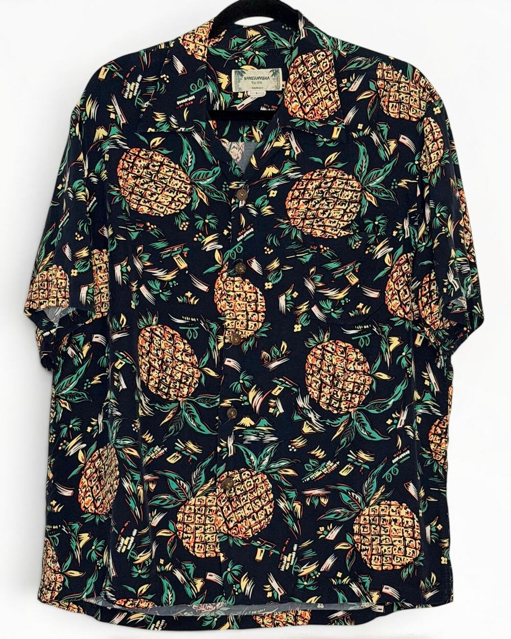 Vintage 90s Kamehameha Rayon Hawaiian Aloha Pineapple Shirt Black Sz L Made USA